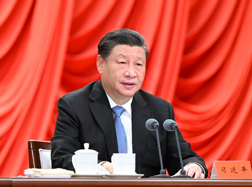 2023年3月1日,中共中央党校建校90周年庆祝大会暨2023年春季学期开学典礼在北京举行。中共中央总书记、国家主席、中央军委主席习近平出席并发表重要讲话。